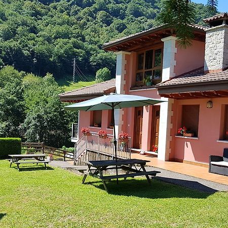 Apartamentos La Corona - Cabrales Carrena de Cabrales Exteriör bild