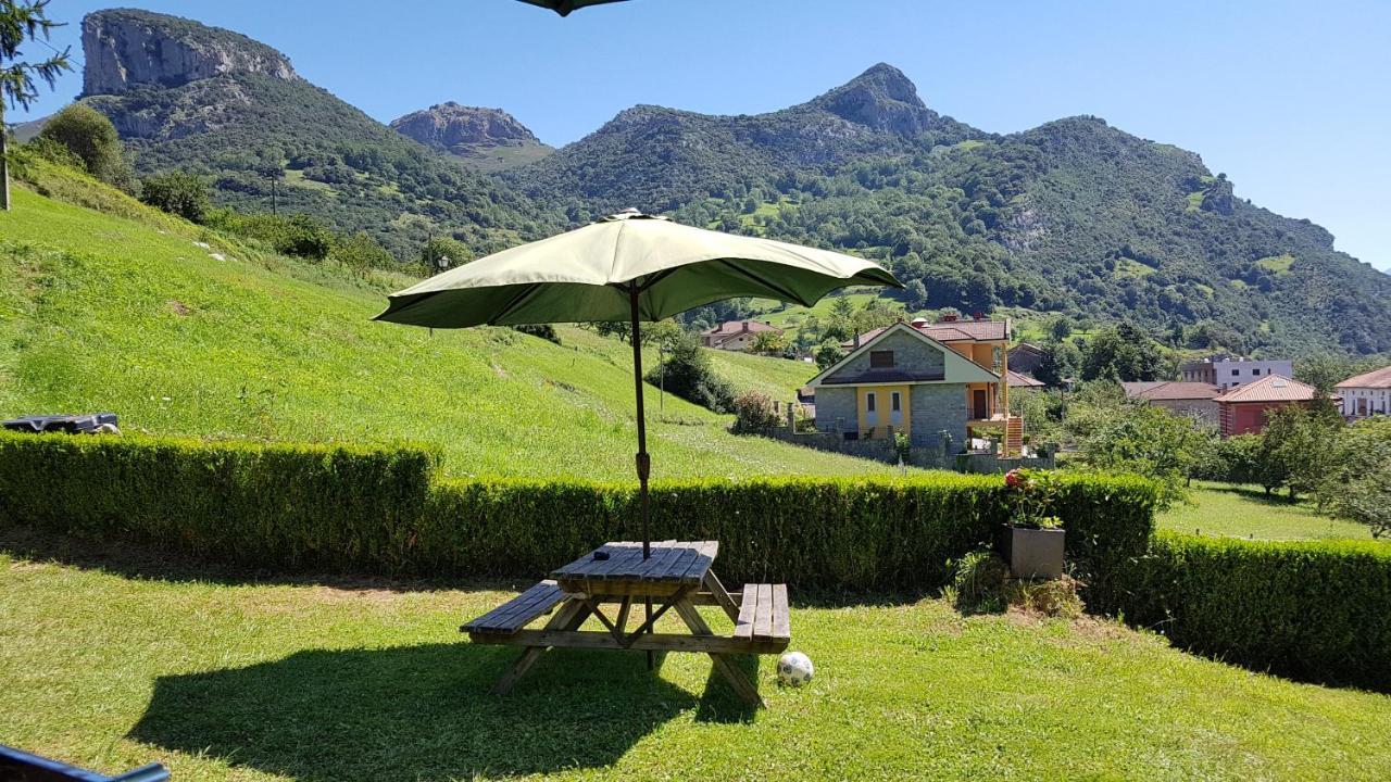 Apartamentos La Corona - Cabrales Carrena de Cabrales Exteriör bild